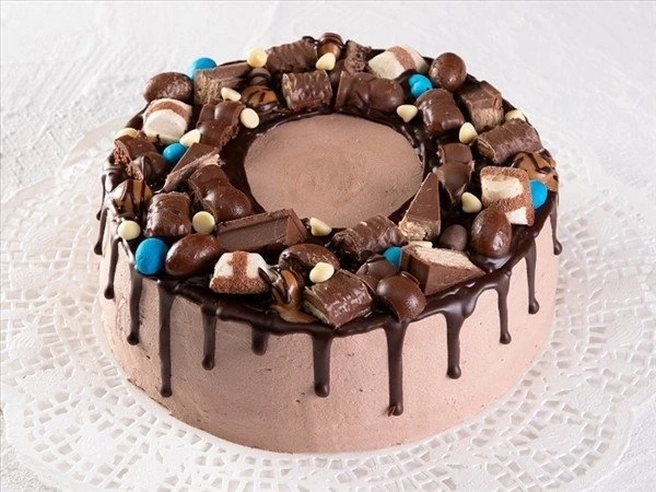 Торт Бисквитный шоколадный с бананом (2000 гр)