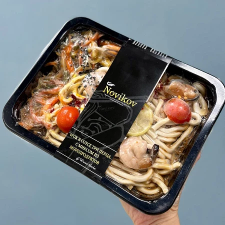 WOK в соусе три перца с миксом из морепродуктов