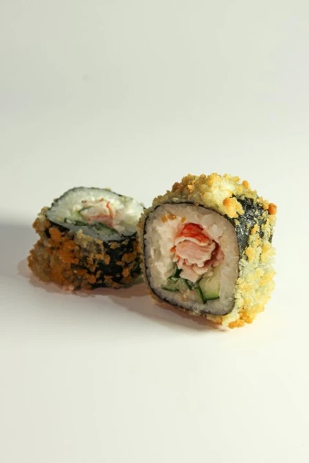 Горячий курица с крабом