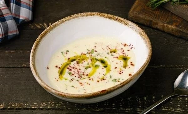 Сырный крем суп с цыпленком 230/20г