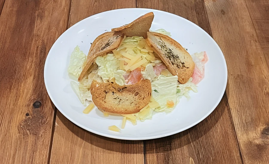 Цезарь с курицей