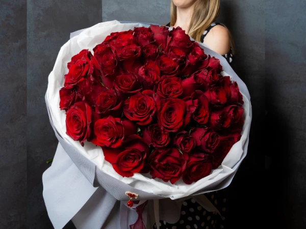 51 красная роза