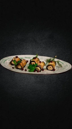 Рулетики из баклажанов 