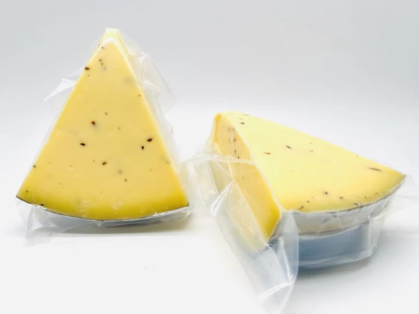 Тартуффо коровий с трюфелем.Вес ~ 300г