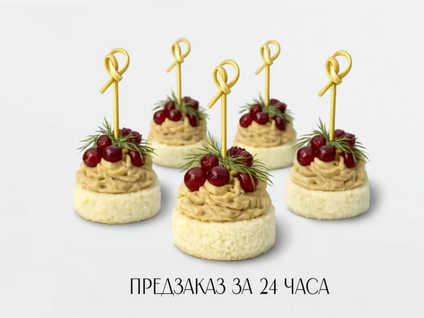 Канапе с паштетом из печени 60 гр. 