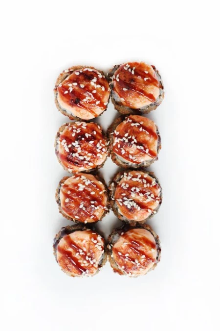 Ролл с креветкой, запеченный в темпуре