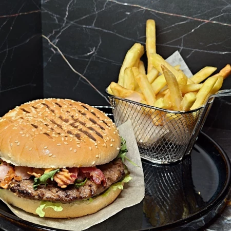 Big Burger BBQ + фри/айдахо + соус на выбор