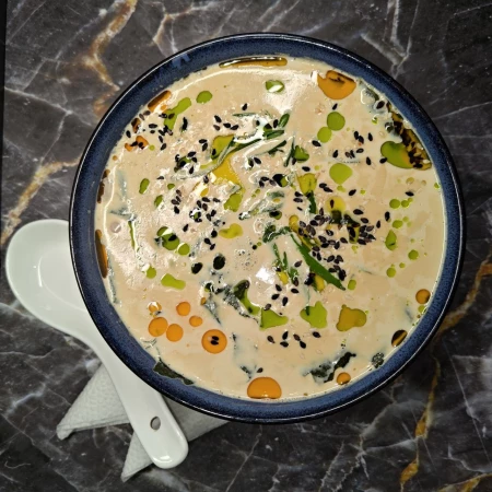 Сливочный суп с лососем/угрем/креветками