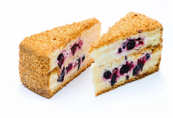 Сметанник с брусникой