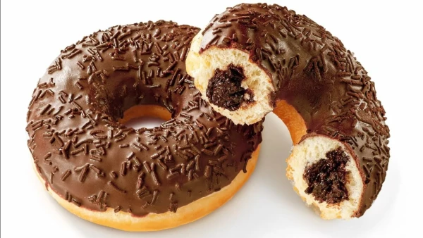 Донат шоколадный