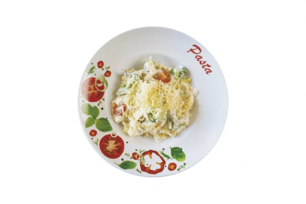 Спагетти с брокколи и куриным филе