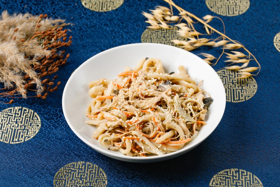 Цуйван с курицей