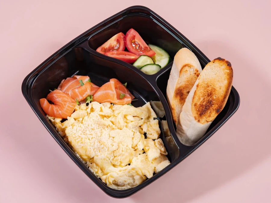 Скрембл с лососем