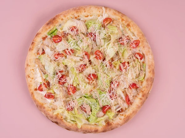 Пицца «Цезарь с курицей»