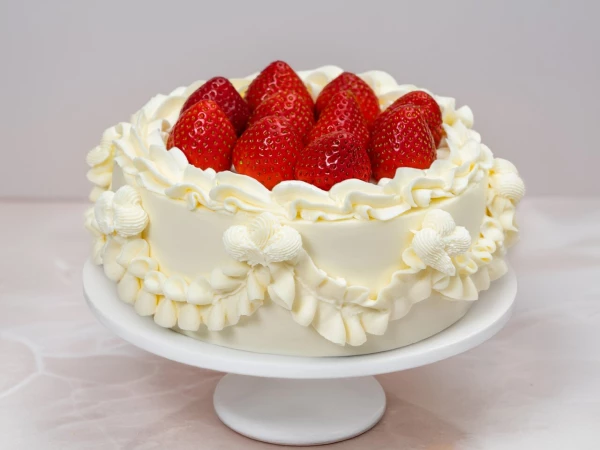 Торт «Клубничное облако»