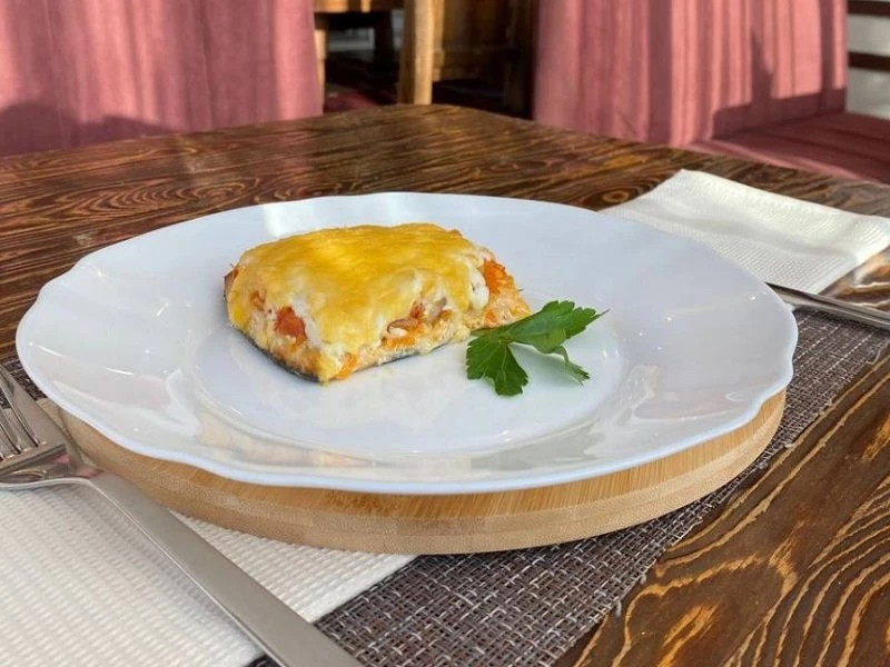 Горбуша с овощами