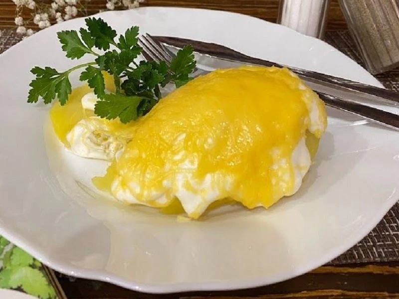 Картофель запеченный с сыром