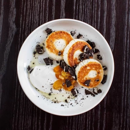 Сырники с апельсиновым конфитюром