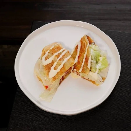 Лепёшка роти со свининой