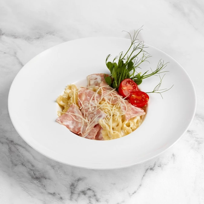 Макароны с ветчиной и сыром 