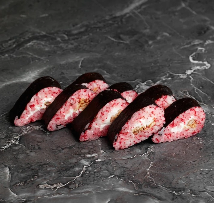 Ролл Томика