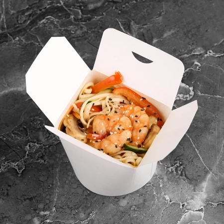 Wok с креветками 