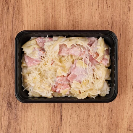 Паста с ветчиной и сыром ланч