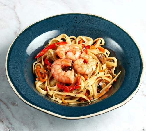 Wok с креветками 