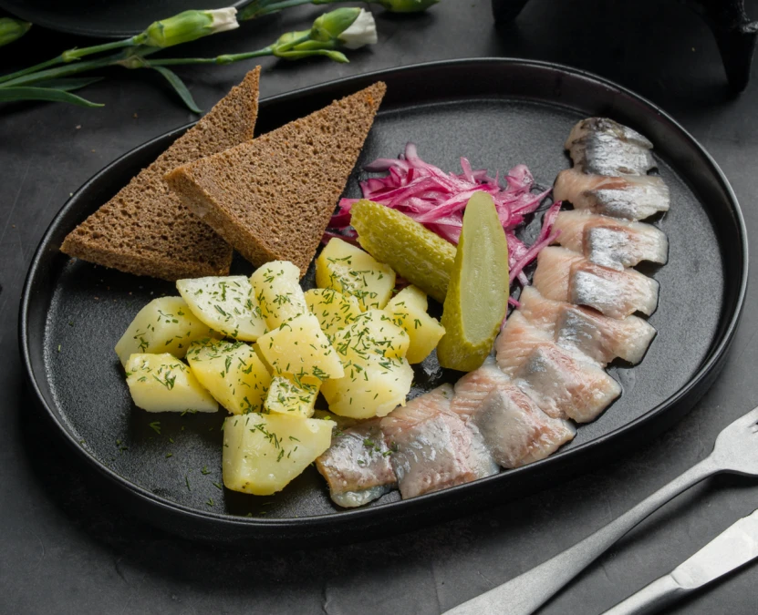 Сельдь с картошкой