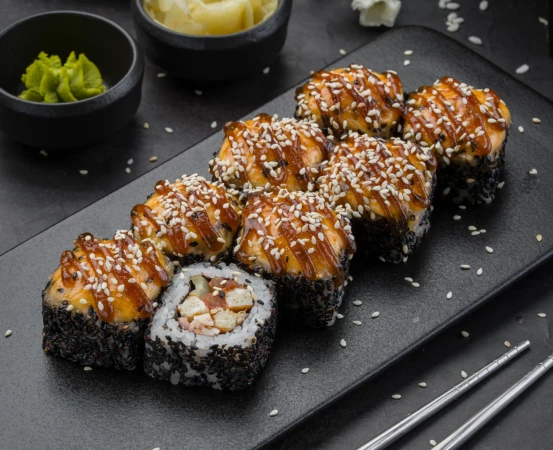 Ролл Тар-тар с беконом запеченный