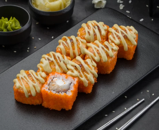 Ролл Запеченная Калифорния с сельдью