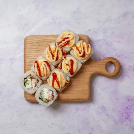 Запеченный ролл с креветкой и угрем