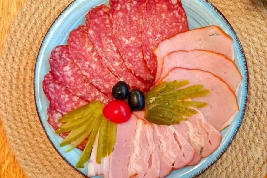 Мясная нарезка
