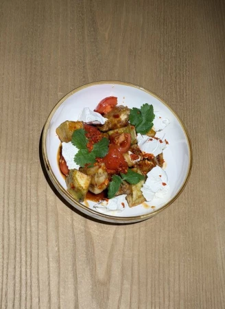 Салат "С хрустящими баклажанами"