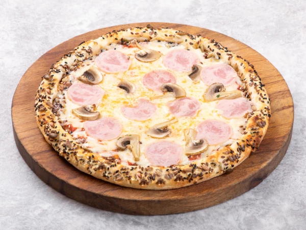 Пицца Ветчина-грибы 25см с миксом семечек