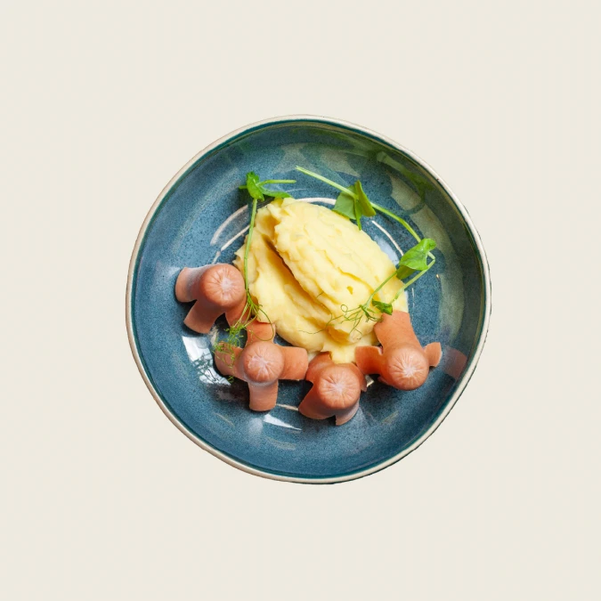 Картофельное пюре с сосисками
