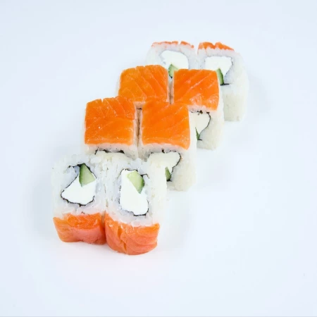 Фила Лайт с огурцом