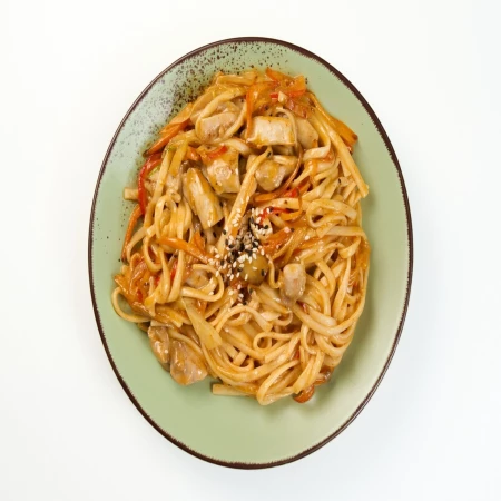 Удон с курицей