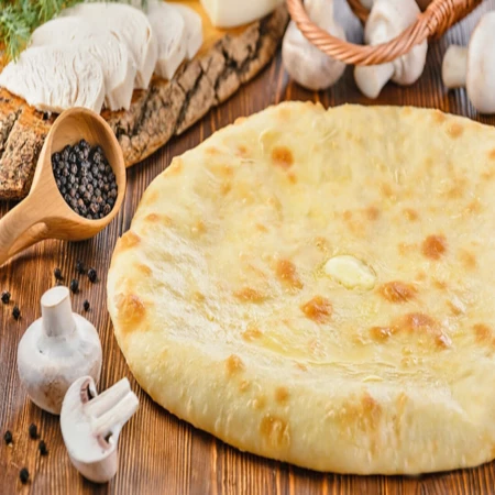 Пирог осетинский с курицей и грибами 1 кг