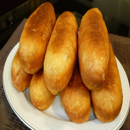 Сосиска в тесте с капустой жареная 190г