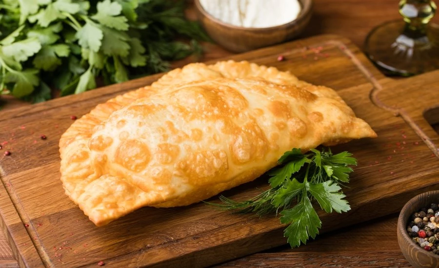 Чебурек с говядиной