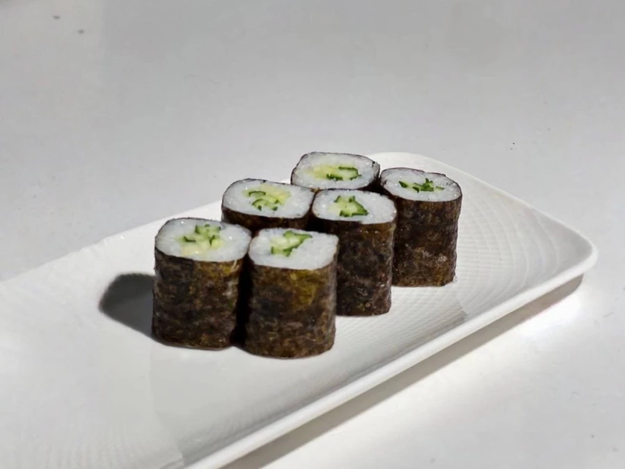 КЛАССИЧЕСКИЙ РОЛЛ С ОГУРЦОМ