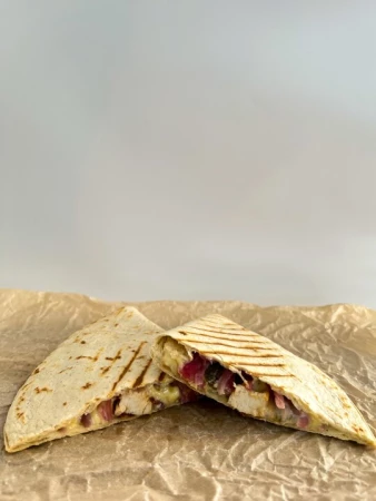 Кесадия с креветками