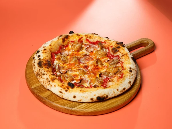 Пицца Калабрезе 