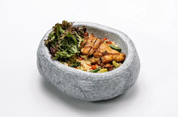 Рис с овощами и курицей