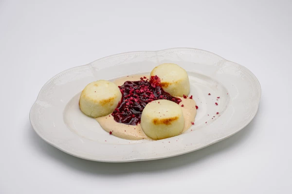 Сырники с вишней