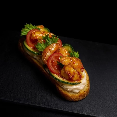 Брускетта креветка