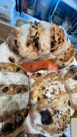 Неаполитанский хлеб с грушей