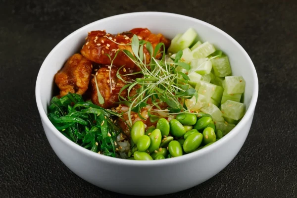 Поке с абрикосовым цыпленком 