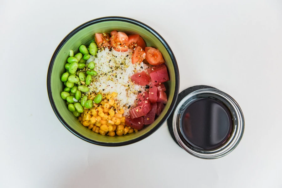 Поке с лососем